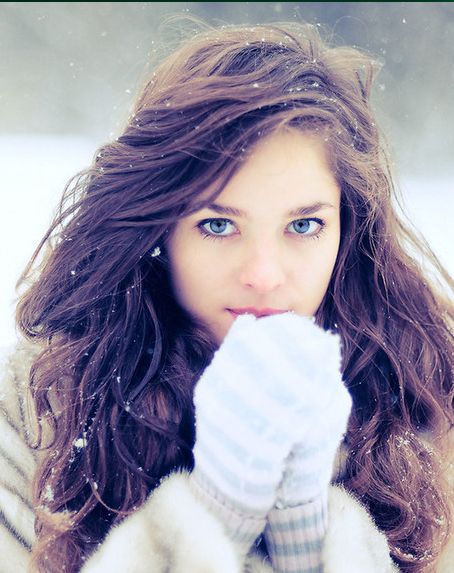 pretty girls with brown hair and green eyes tumblr long brown hair pale skin