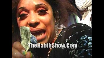 roxy reynolds click here to view all videos