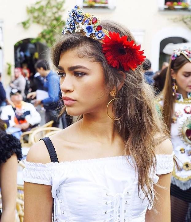 zendaya teases a first look at her daya zendaya spring collection